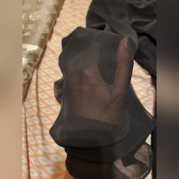 Black long bell sleeve dress - Picture 3 of 6